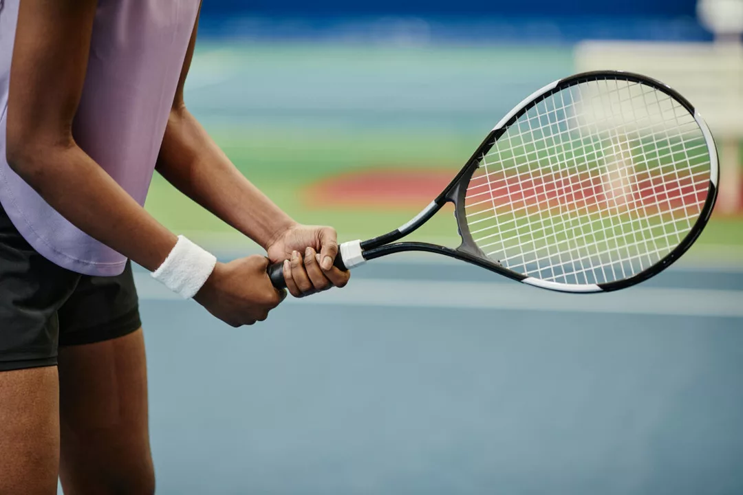 Was ist ein gutes leichtes Tennisschläger für Anfänger?